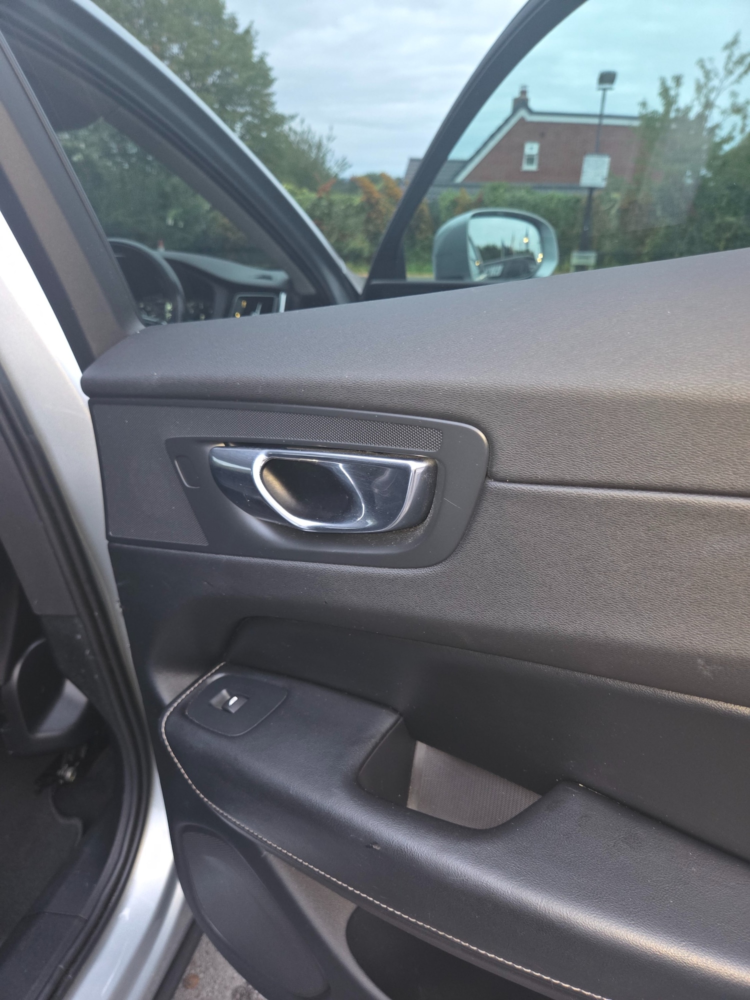Used Volvo XC60 2018 for sale - 76024292: Photo 13
