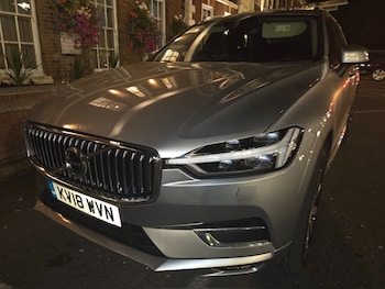 Used Volvo XC60 2018 for sale - 76024292: Photo