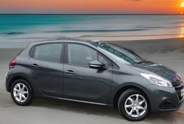 Used Peugeot 208 2017 for sale - 76314239: Photo 2