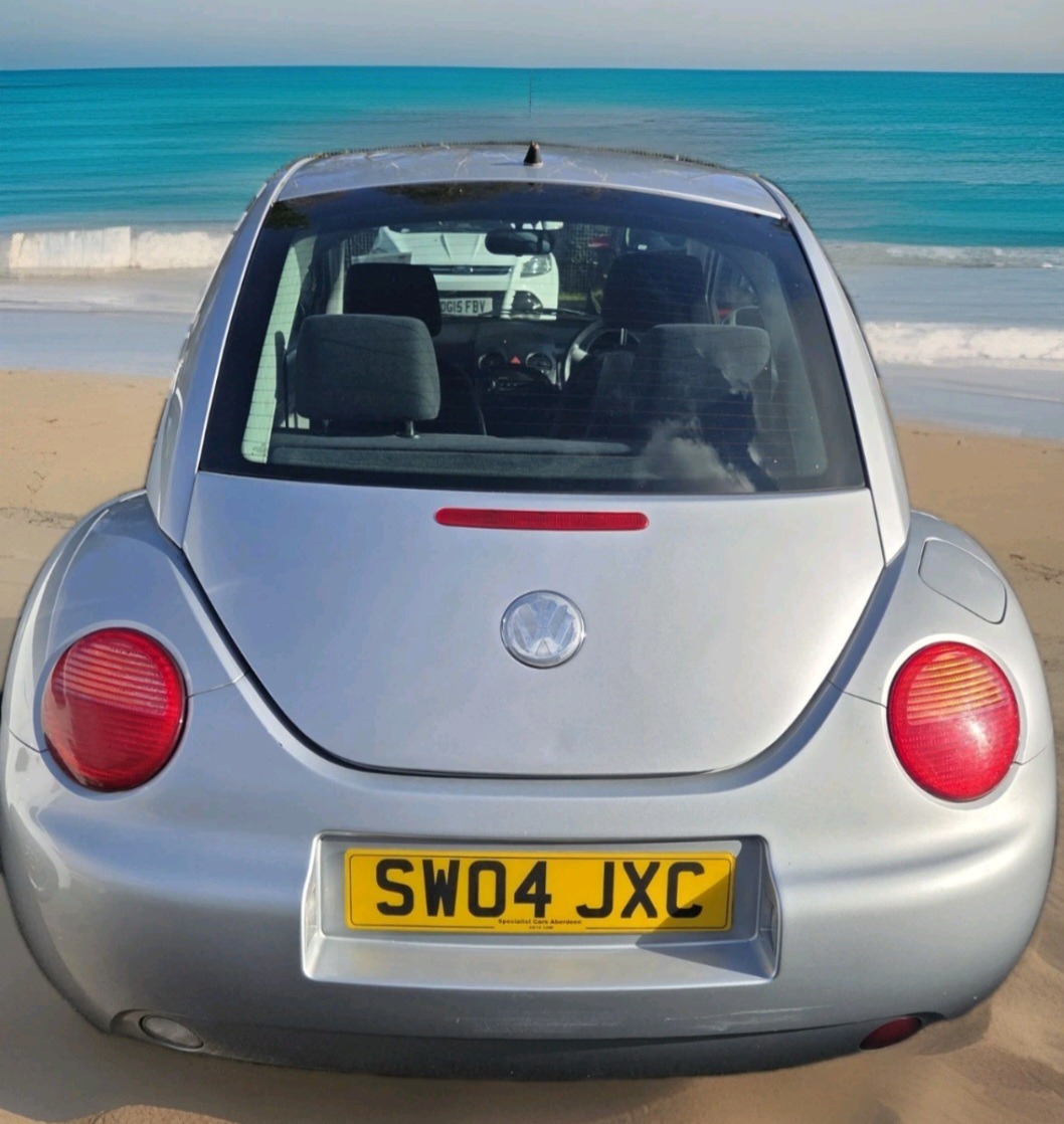 Used Volkswagen Beetle 2004 for sale - 76384717: Photo 4