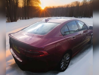 Used Jaguar XE 2015 for sale - 76208654: Photo 2