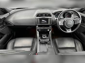 Used Jaguar XE 2015 for sale - 78992767: Photo
