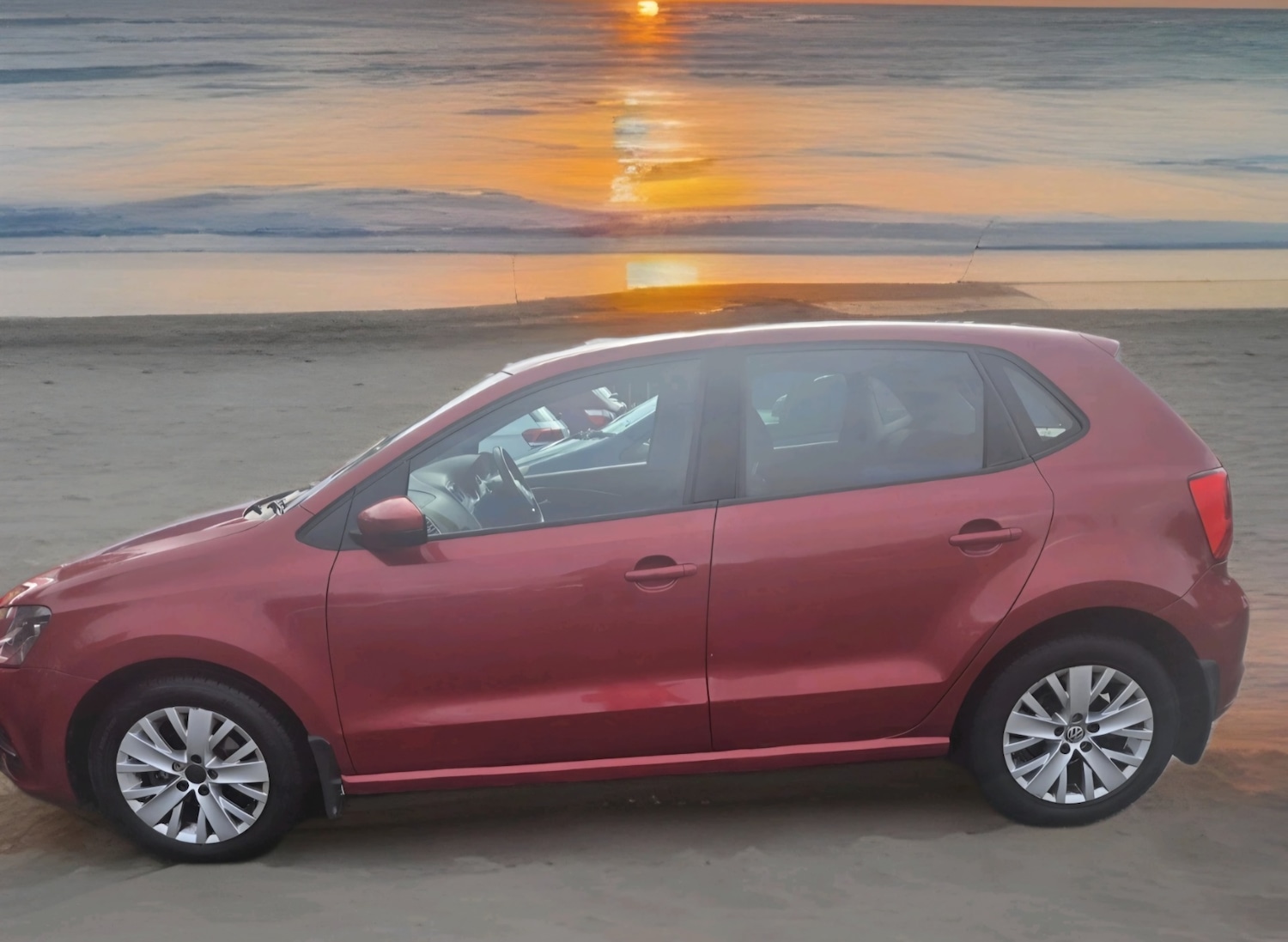 Used Volkswagen Polo 2016 for sale - 76403385: Photo 2