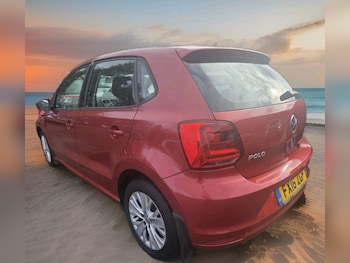 Used Volkswagen Polo 2016 for sale - 76403385: Photo