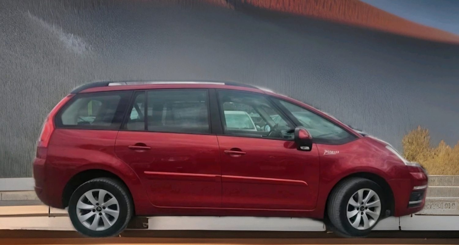 Used Citroen C4 Grand Picasso 2012 for sale - 76324878: Photo 2