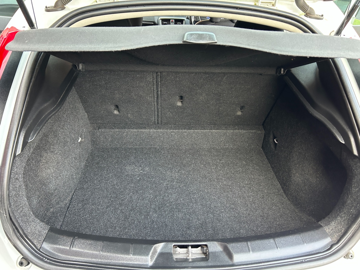 Used Volvo V40 2014 for sale - 77019012: Photo 11