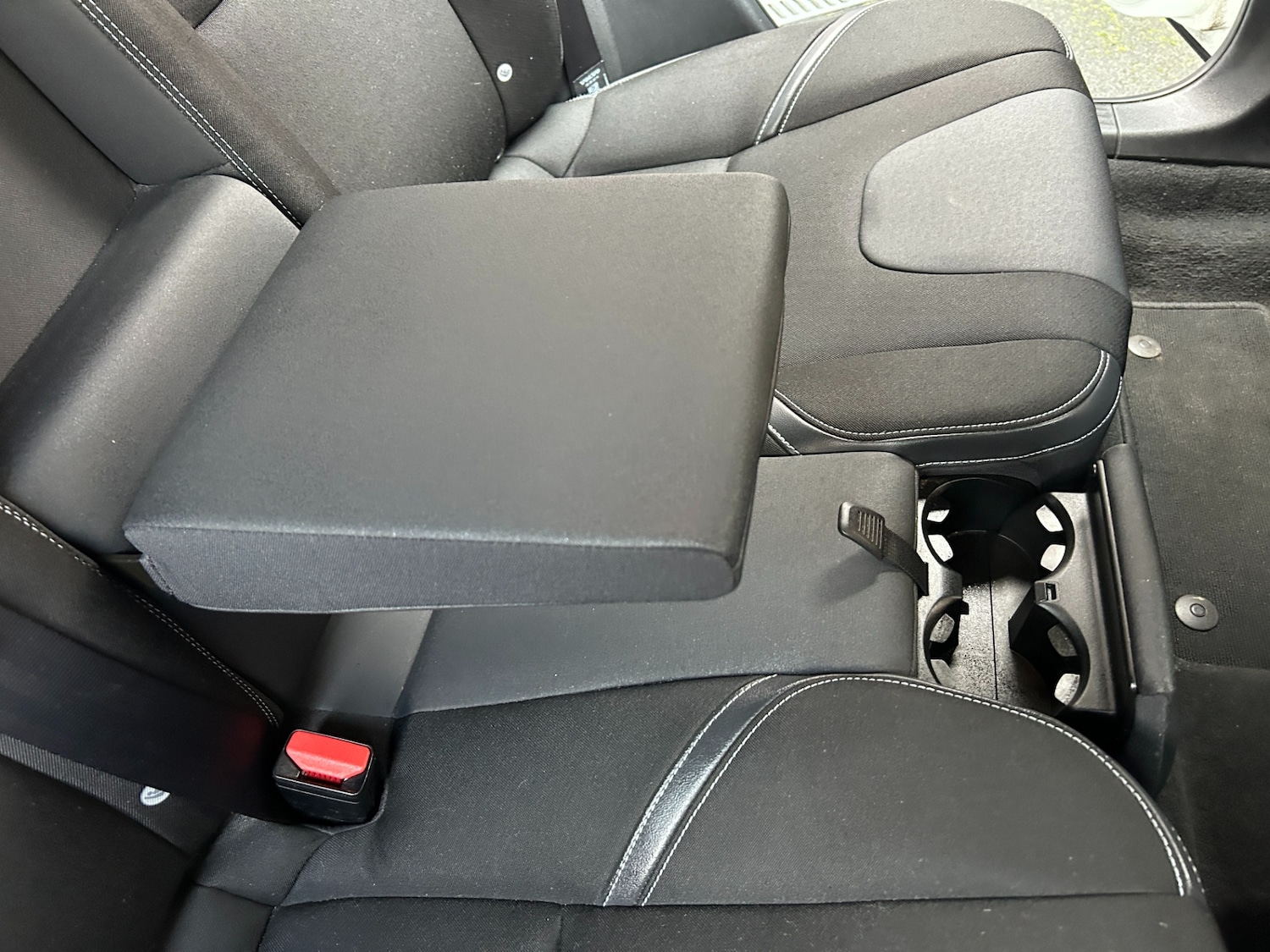 Used Volvo V40 2014 for sale - 77019012: Photo 22