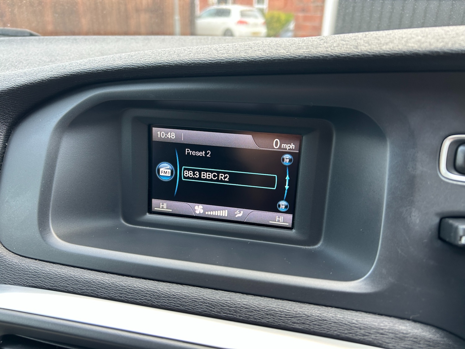 Used Volvo V40 2014 for sale - 77019012: Photo 24