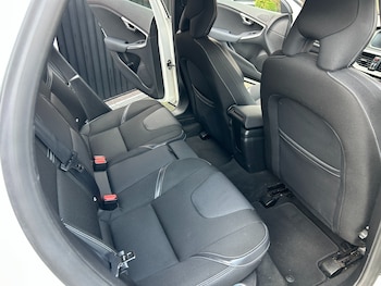 Used Volvo V40 2014 for sale - 77019012: Photo