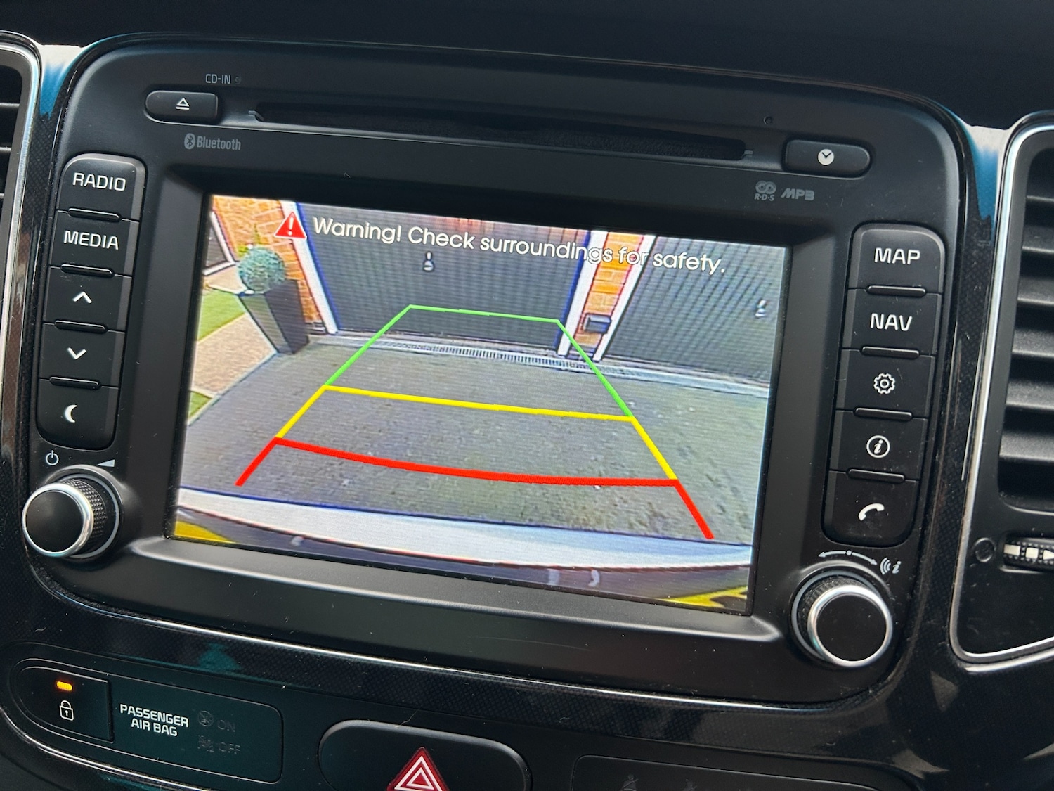 Used Kia Carens 2013 for sale - 77797580: Photo 9