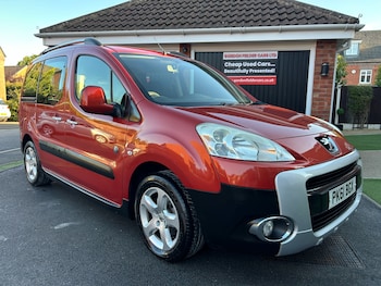 Used Peugeot Partner Tepee 2011 for sale - 75686258: Photo
