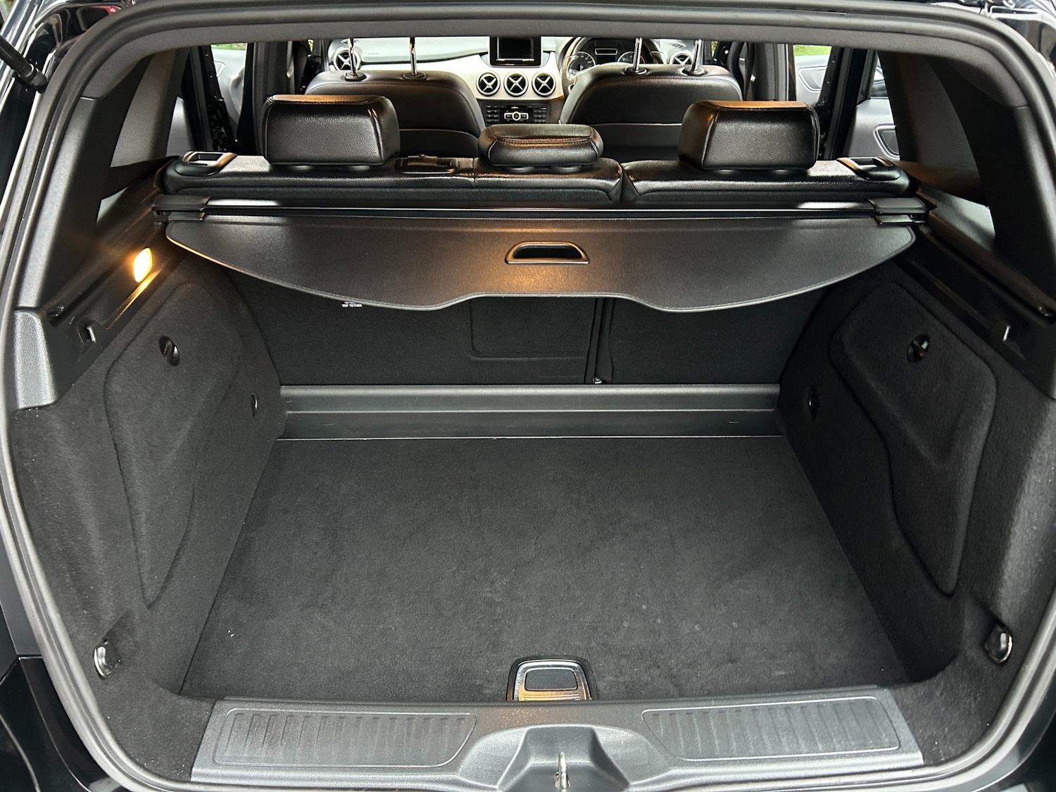 Used Mercedes-Benz B Class 2014 for sale - 77052908: Photo 10