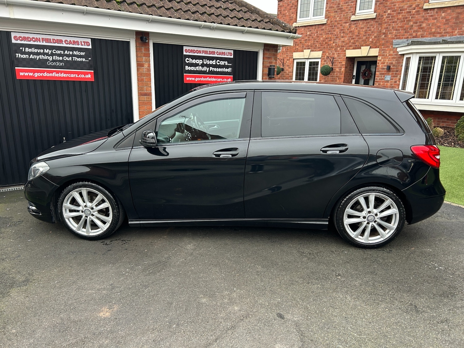 Used Mercedes-Benz B Class 2014 for sale - 77052908: Photo 17