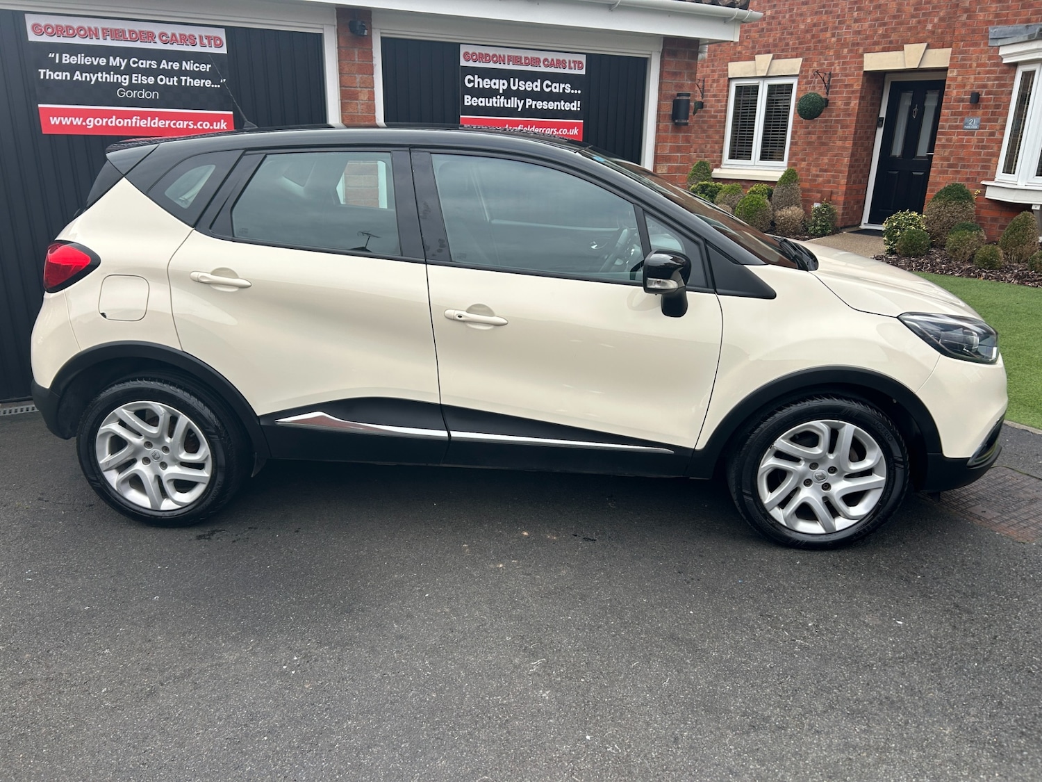 Used Renault Captur 2016 for sale - 76304593: Photo 15
