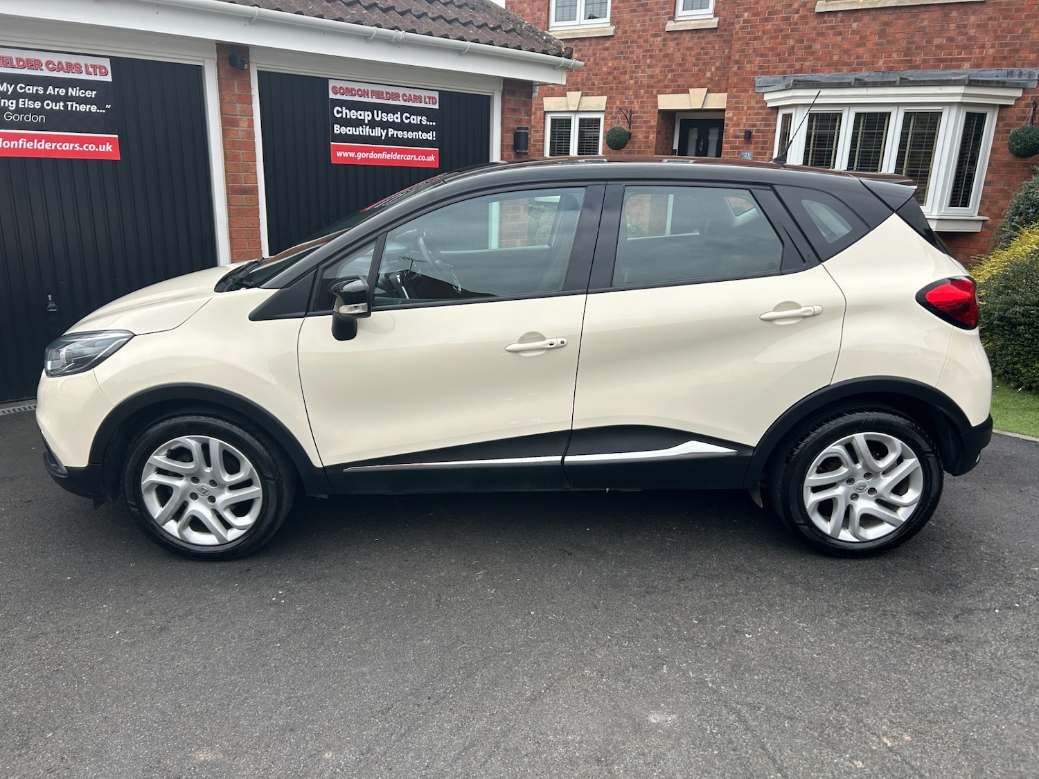 Used Renault Captur 2016 for sale - 76304593: Photo 17