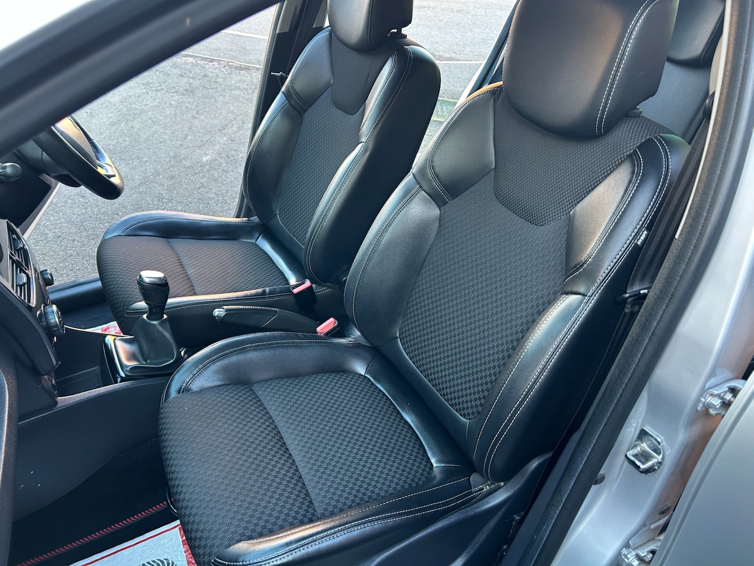 Used Renault Clio 2018 for sale - 77834770: Photo 22