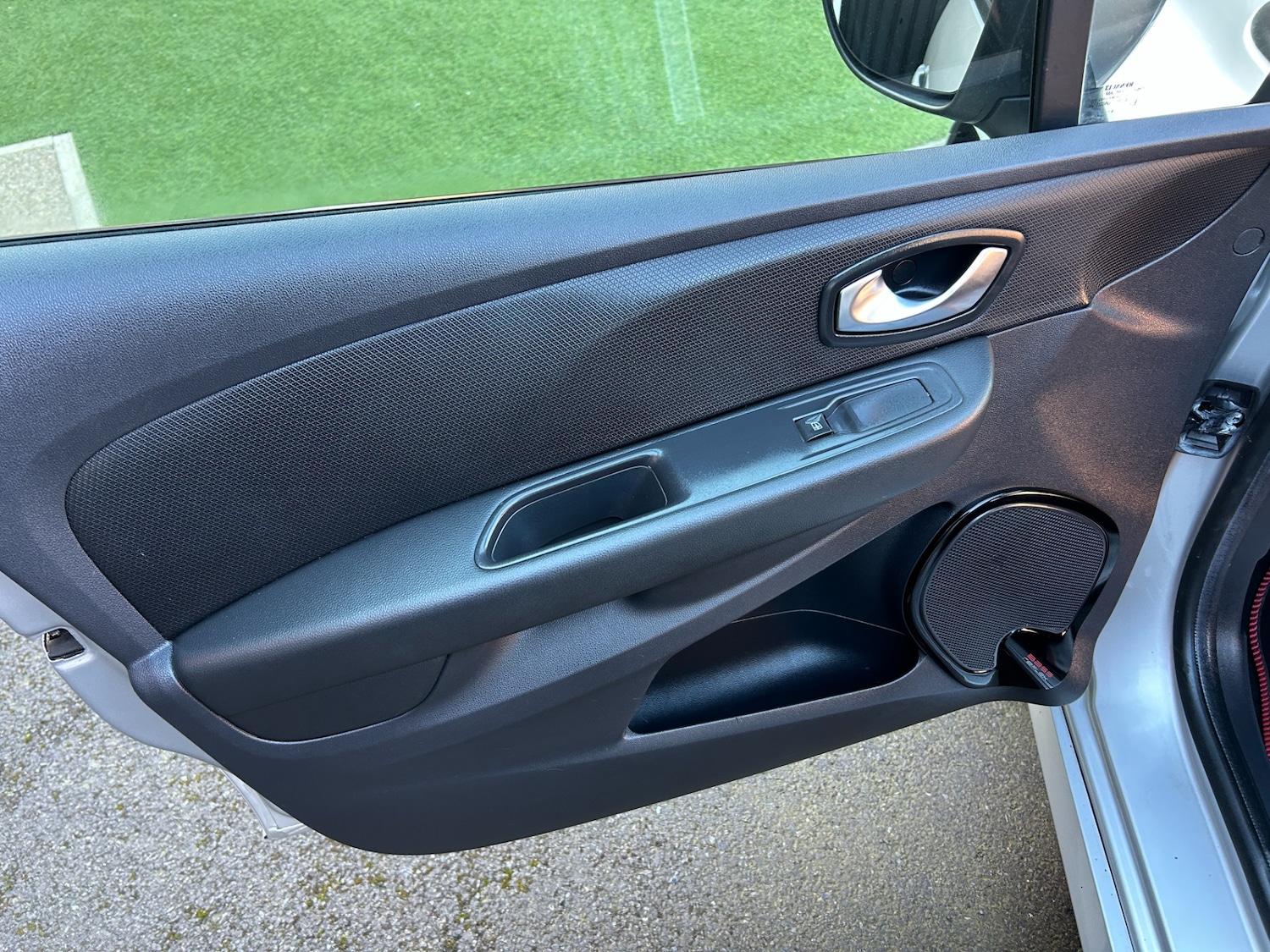 Used Renault Clio 2018 for sale - 77834770: Photo 6