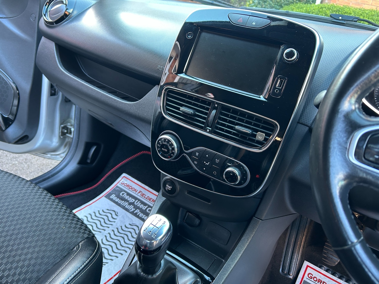 Used Renault Clio 2018 for sale - 77834770: Photo 9