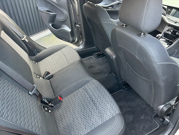 Used Vauxhall Astra 2016 for sale - 77357504: Photo