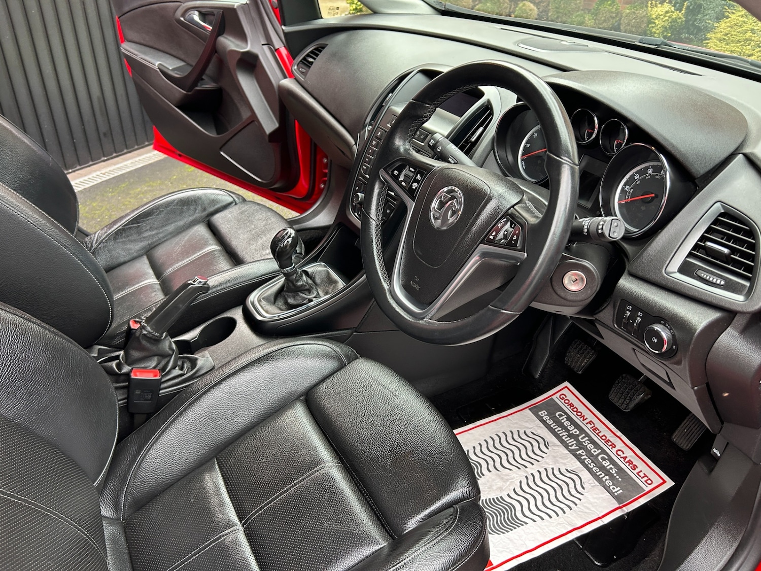 Used Vauxhall Astra 2016 for sale - 76519313: Photo 2