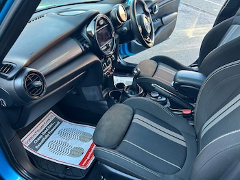 Used MINI Hatch 2018 for sale - 75706354: Photo