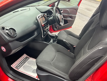 Used Renault Clio 2015 for sale - 75504896: Photo