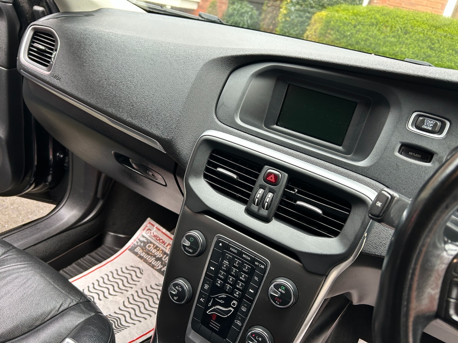 Used Volvo V40 2013 for sale - 77806977: Photo 10