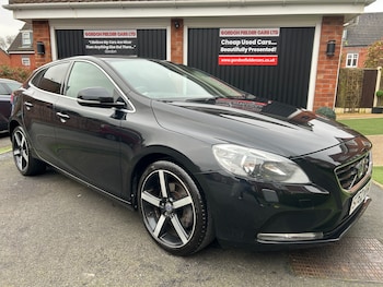 Used Volvo V40 2013 for sale - 77806977: Photo