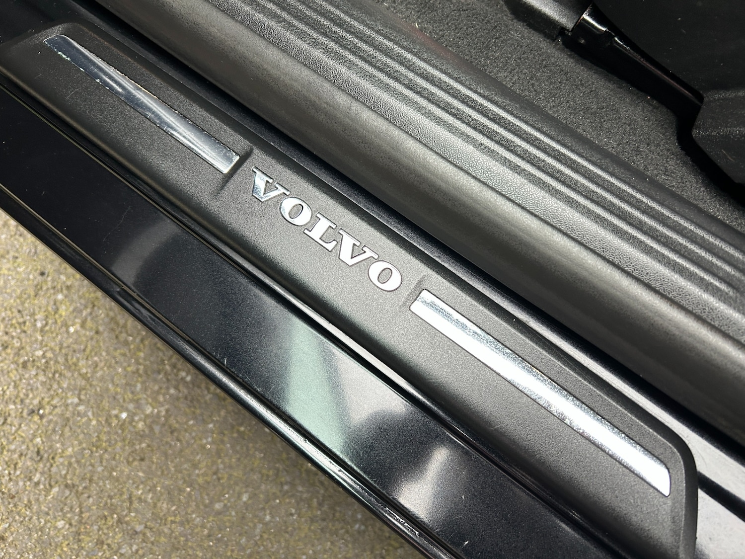 Used Volvo V40 2013 for sale - 77806977: Photo 21