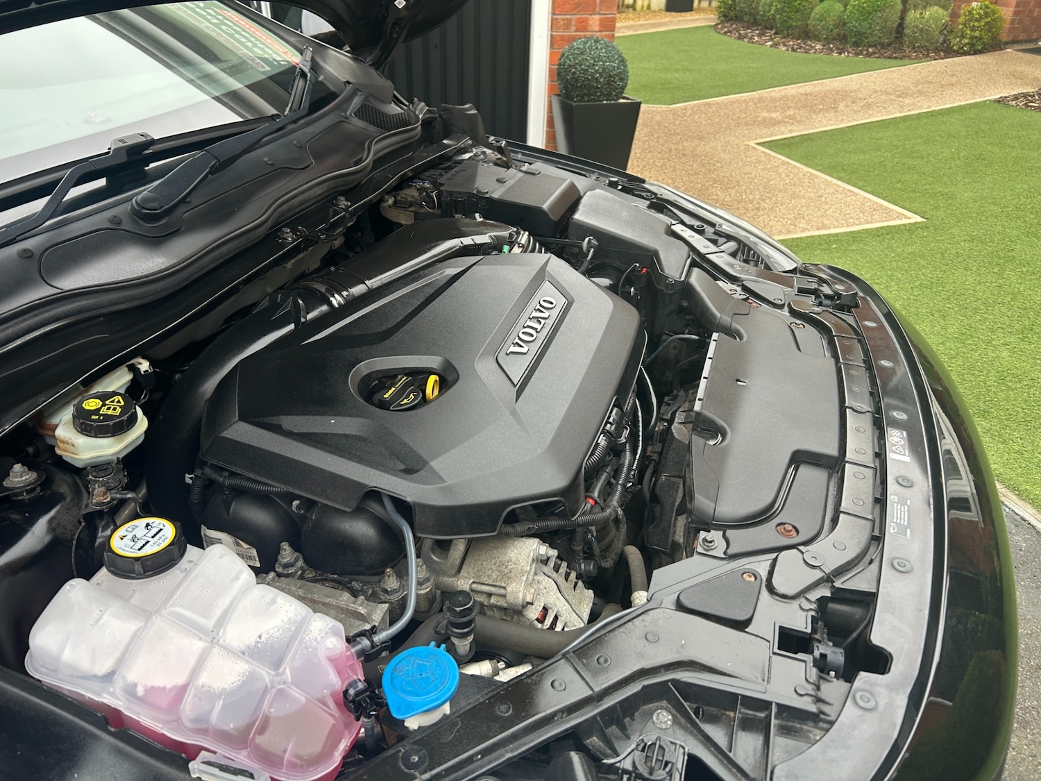 Used Volvo V40 2013 for sale - 77806977: Photo 24