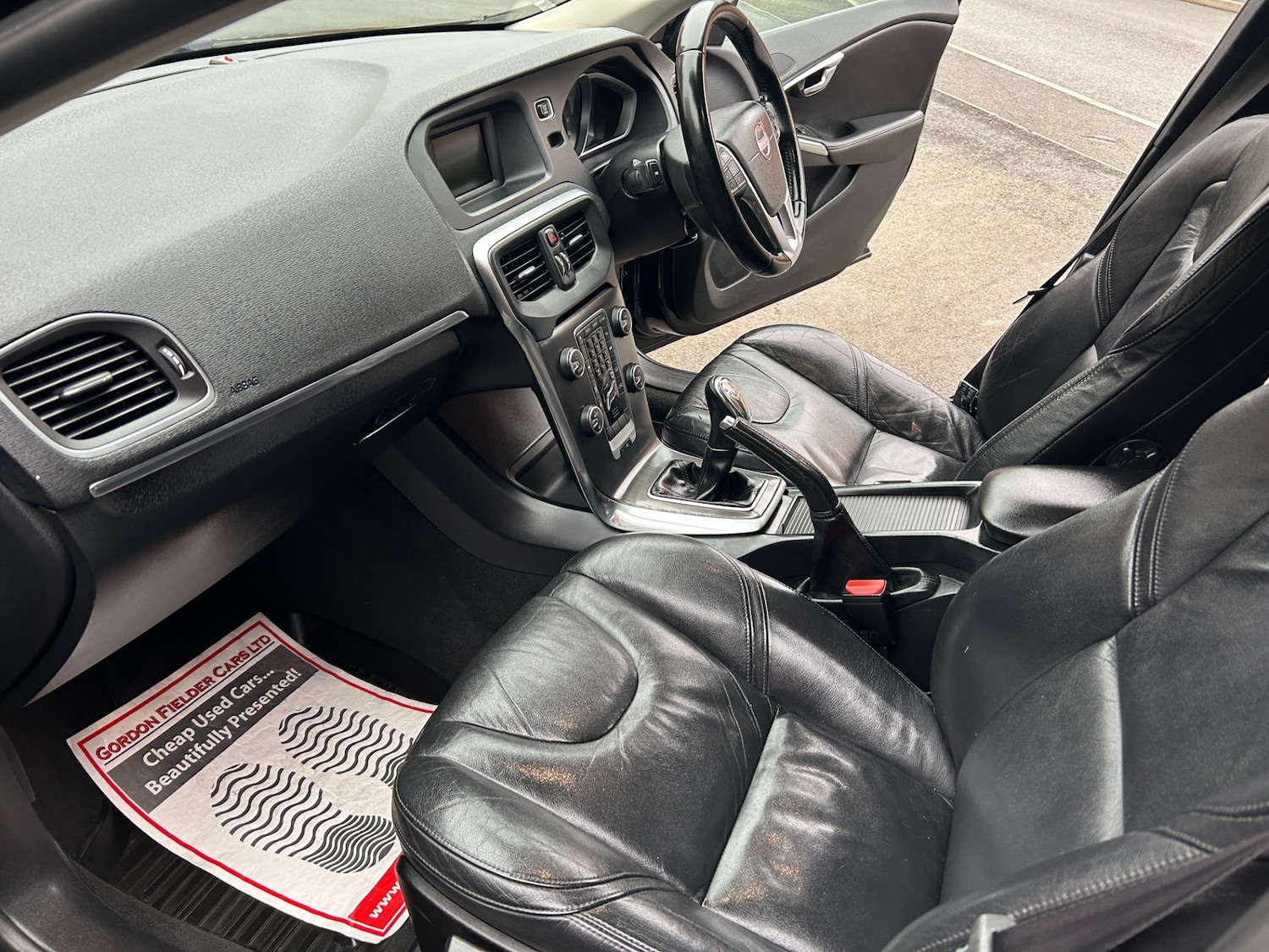 Used Volvo V40 2013 for sale - 77806977: Photo 4