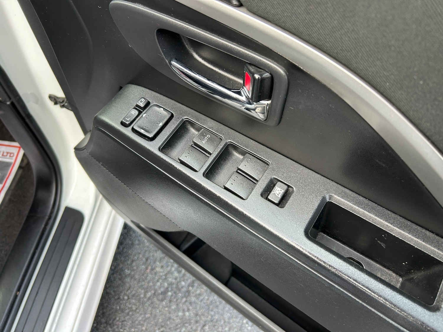 Used Mazda Mazda5 2015 for sale - 77521849: Photo 24