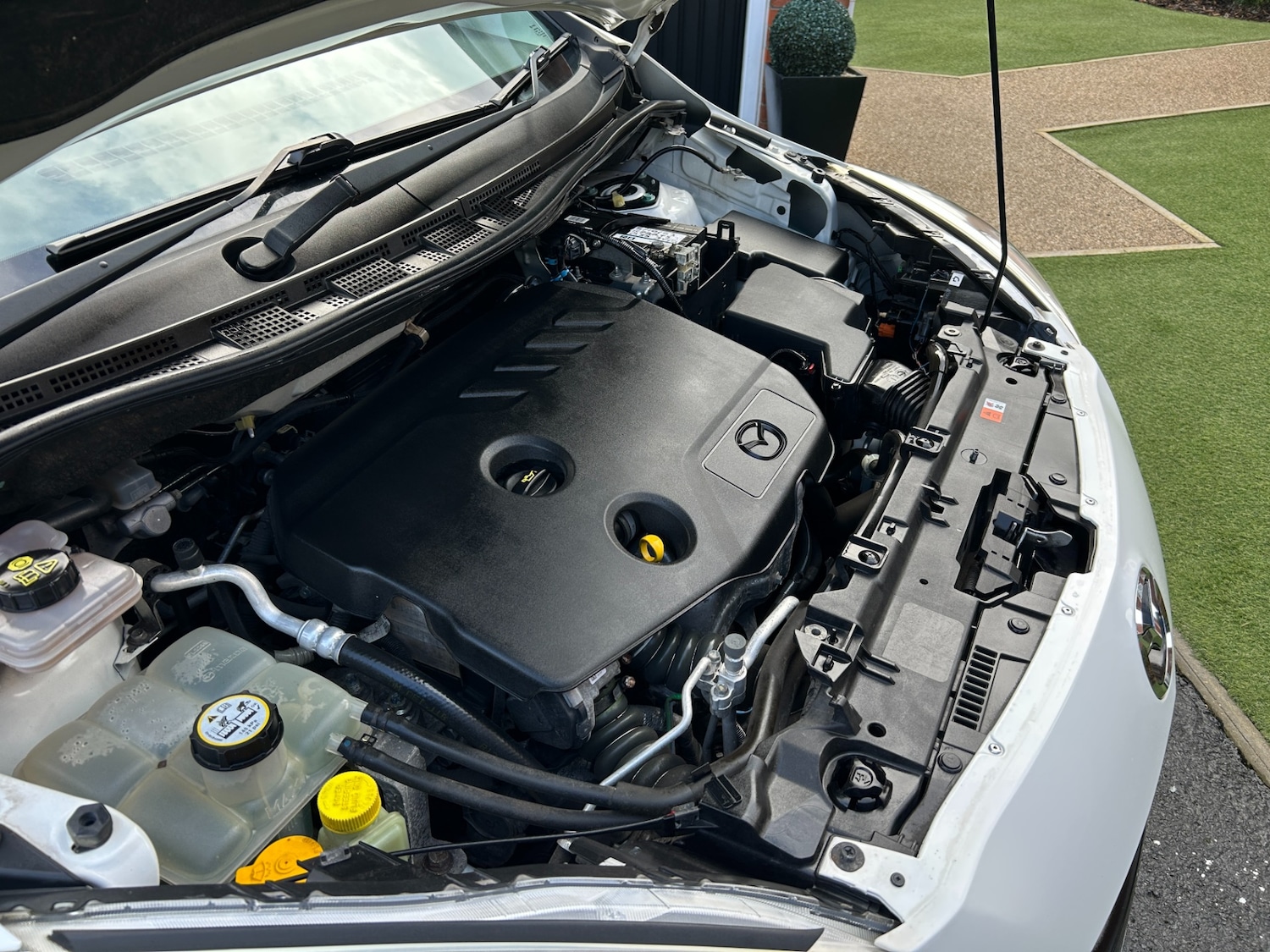 Used Mazda Mazda5 2015 for sale - 77521849: Photo 28