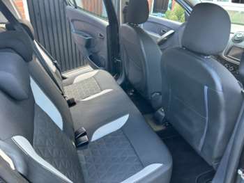 Used Dacia Sandero Stepway 2014 for sale - 74835897: Photo