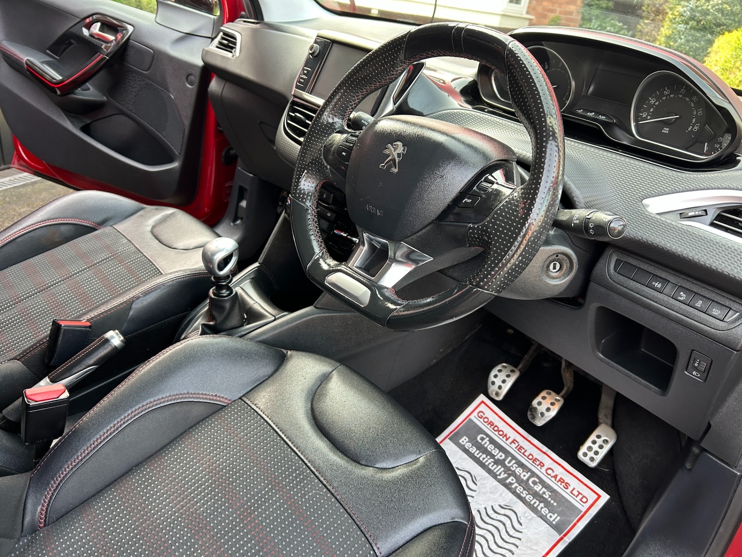 Used Peugeot 208 2016 for sale - 77760802: Photo 2