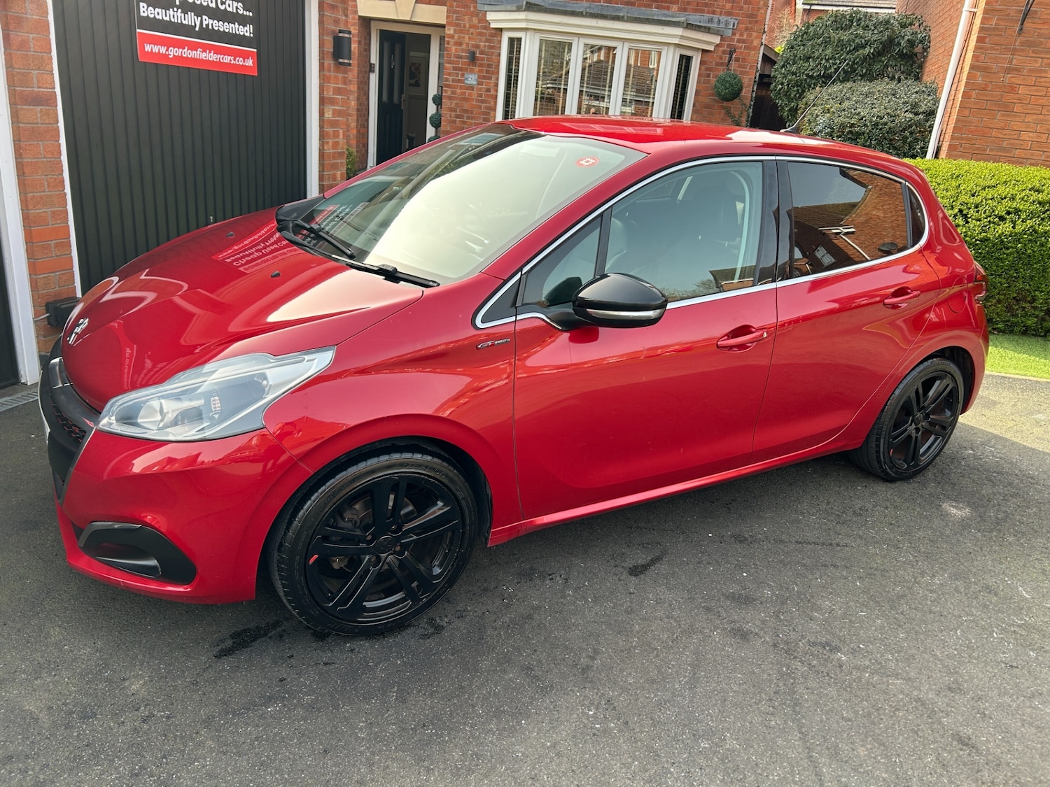 Used Peugeot 208 2016 for sale - 77760802: Photo 27