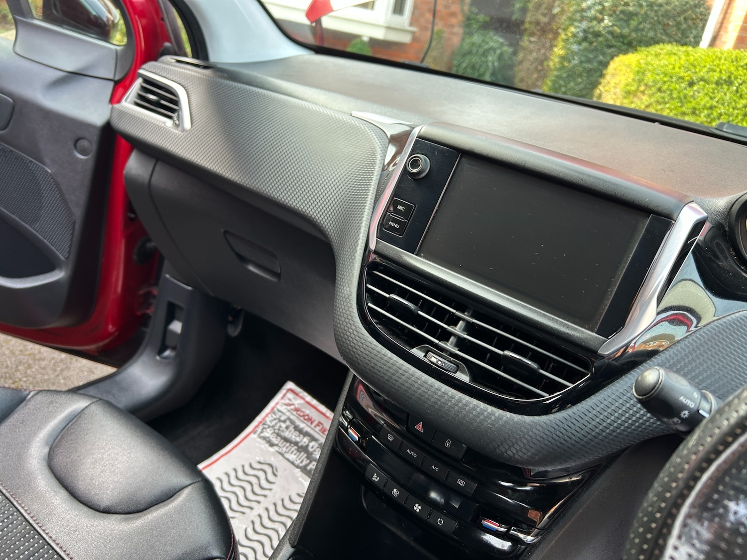 Used Peugeot 208 2016 for sale - 77760802: Photo 9