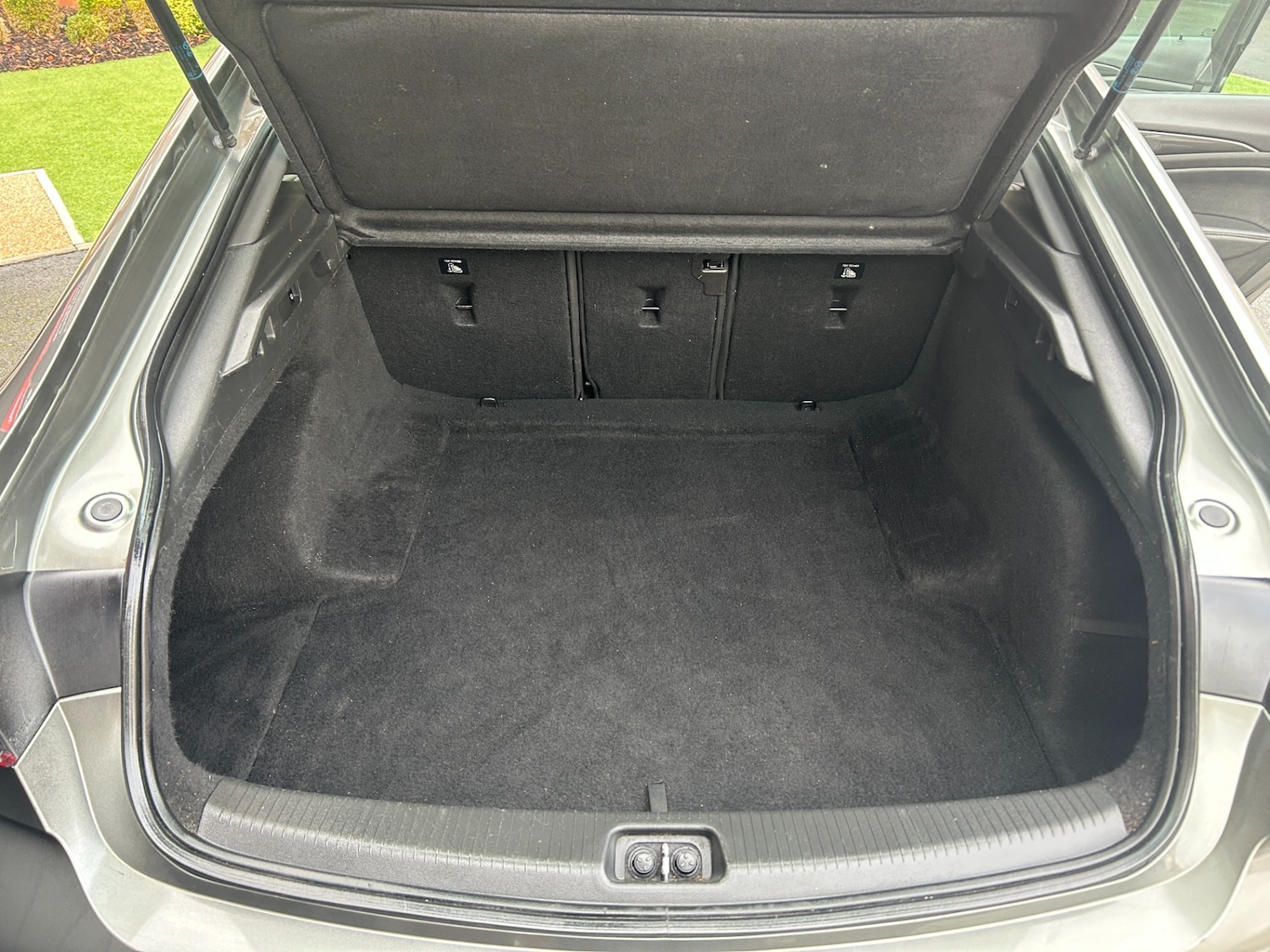 Used Vauxhall Insignia 2019 for sale - 76404526: Photo 11