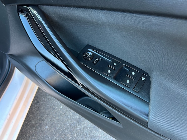 Used Vauxhall Astra 2016 for sale - 76081601: Photo 24