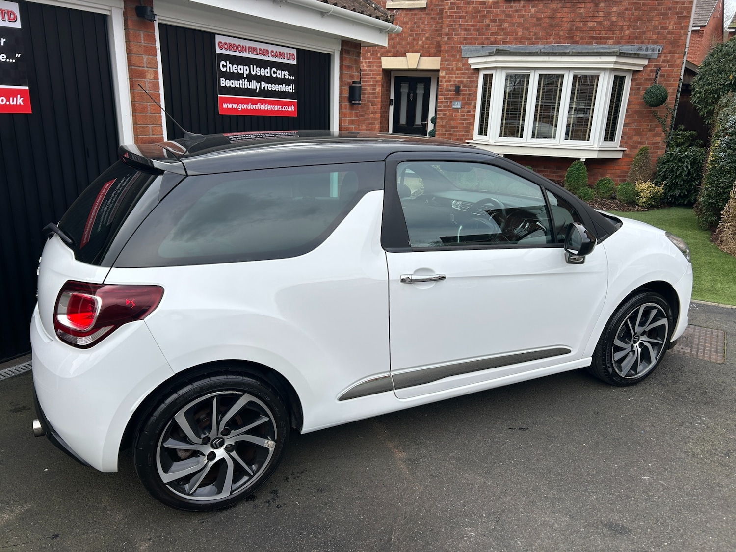 Used Citroen DS3 2015 for sale - 77640781: Photo 15
