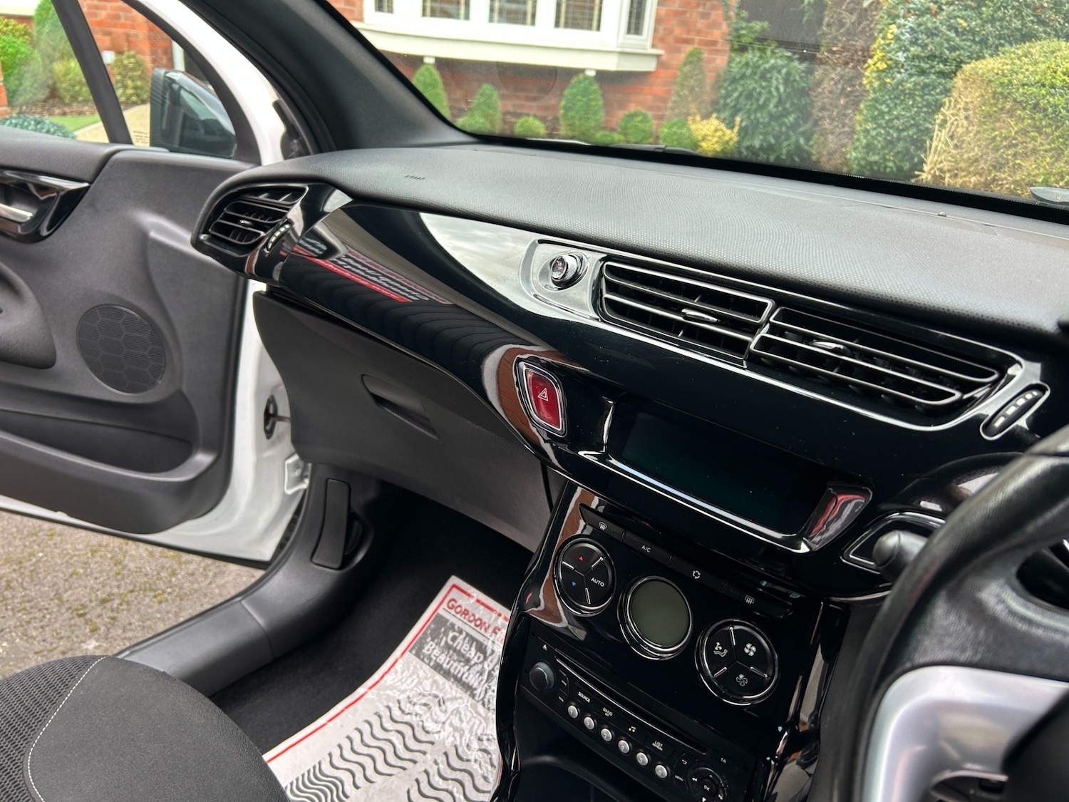 Used Citroen DS3 2015 for sale - 77640781: Photo 21