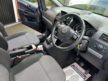 Used Vauxhall Zafira 2012 for sale - 77437988: Photo