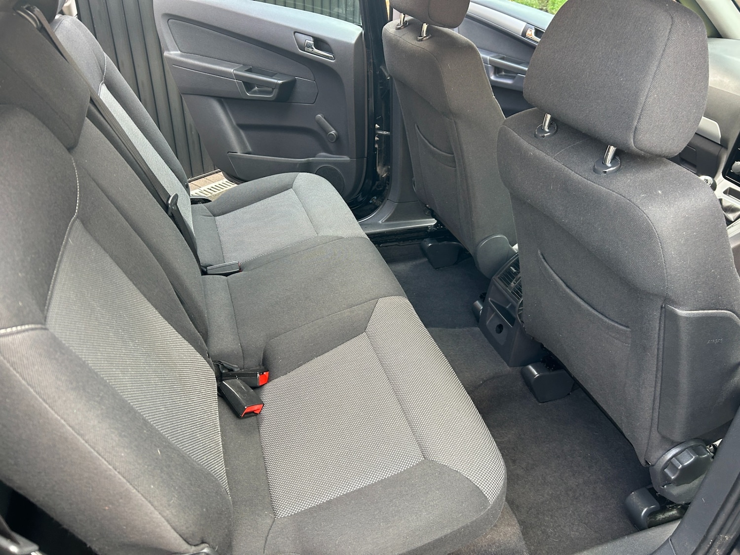 Used Vauxhall Zafira 2012 for sale - 77437988: Photo 3