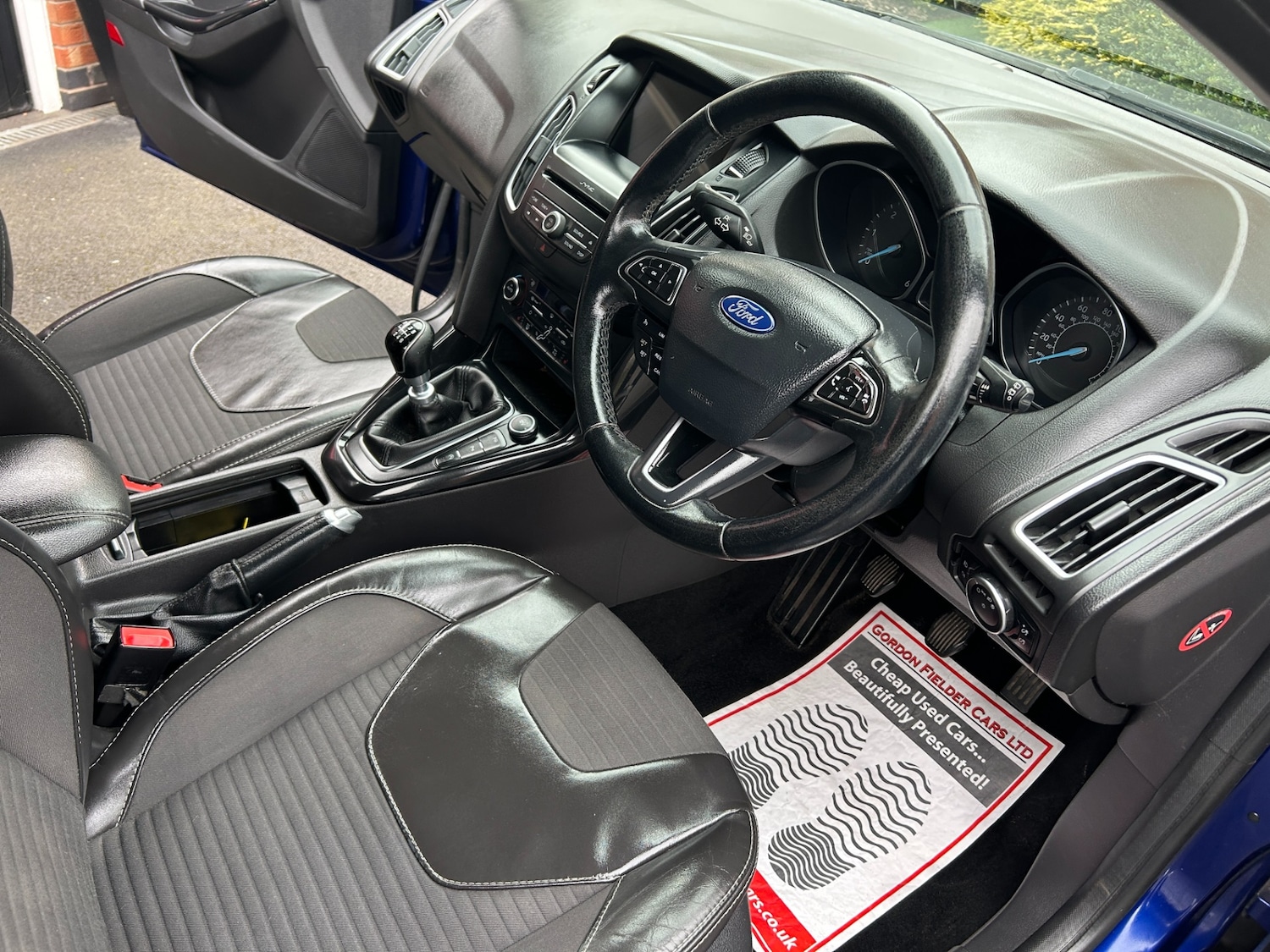 Used Ford Focus 2017 for sale - 76305224: Photo 2