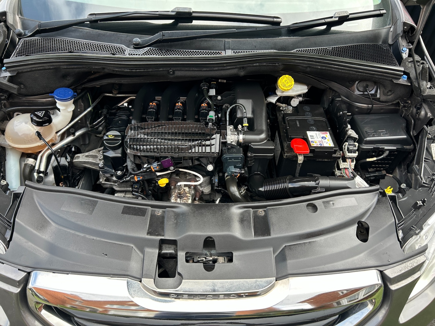 Used Peugeot 2008 2016 for sale - 77665256: Photo 11