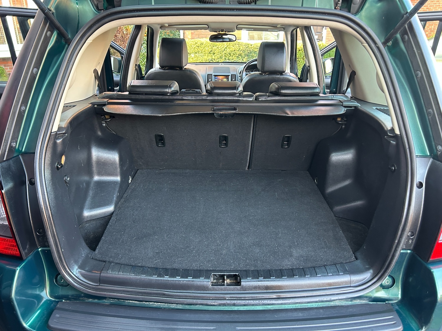 Used Land Rover Freelander 2011 for sale - 76940157: Photo 13