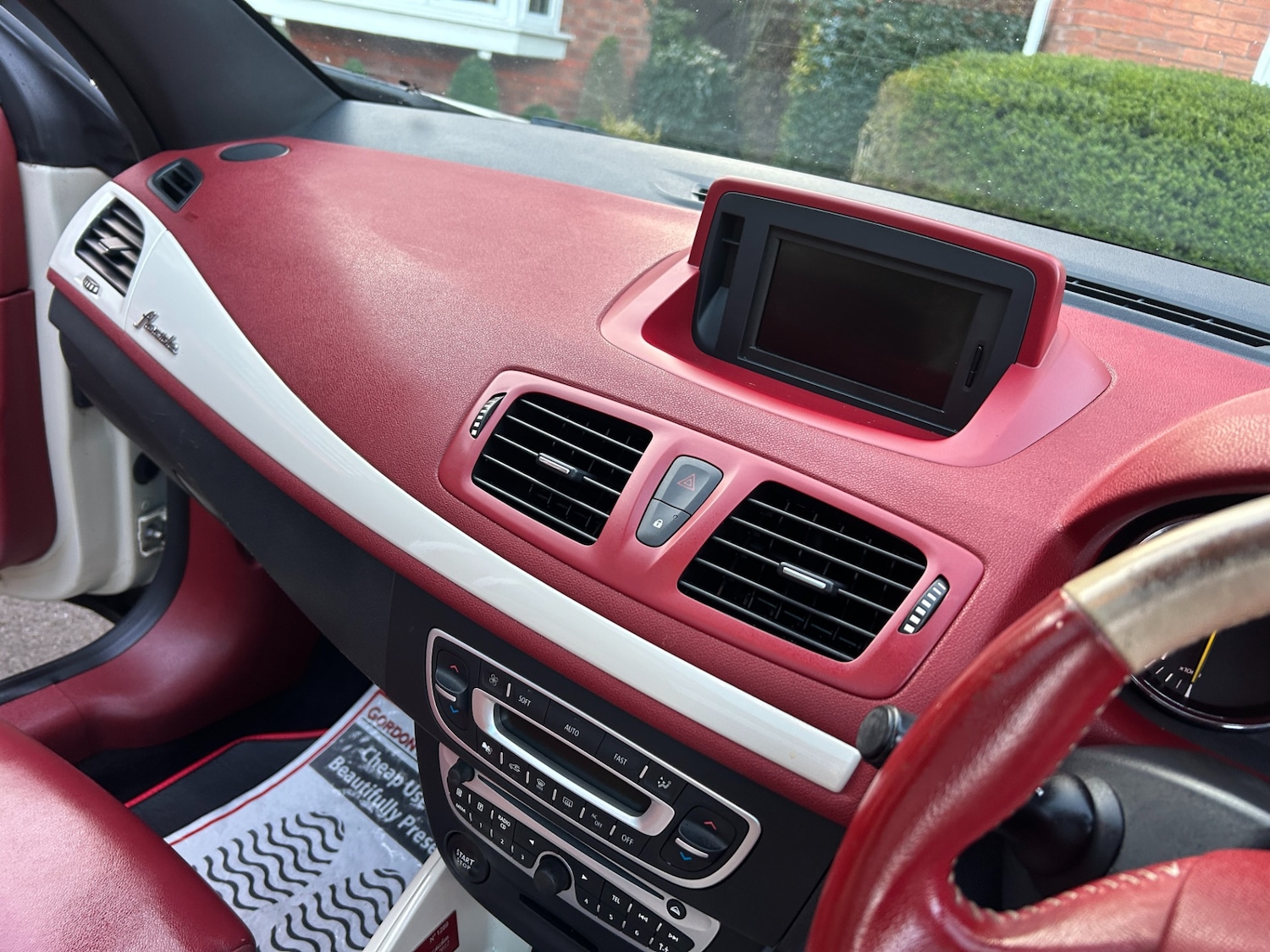 Used Renault Megane 2012 for sale - 77760698: Photo 23