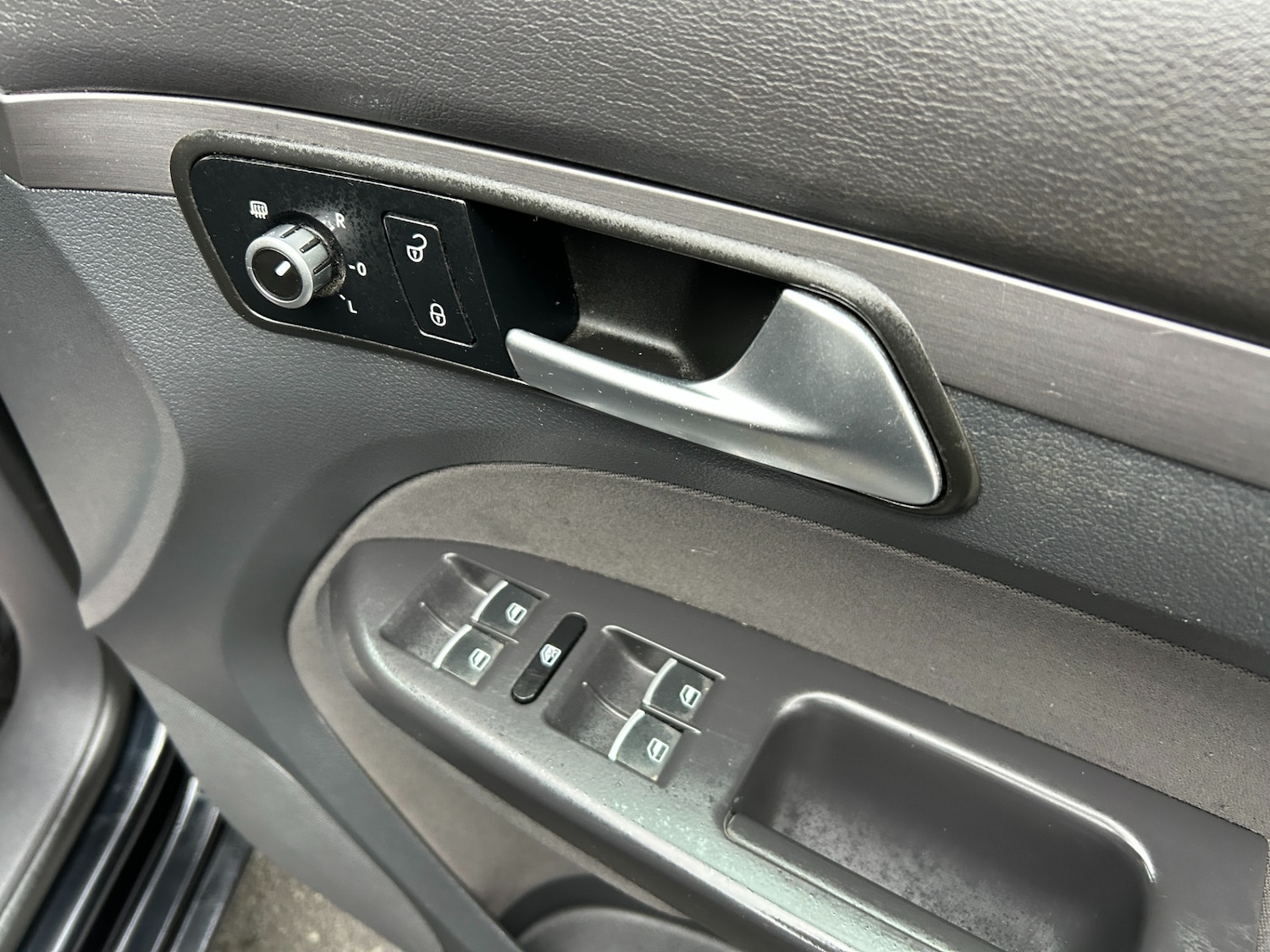 Used Volkswagen Touran 2014 for sale - 77140444: Photo 23