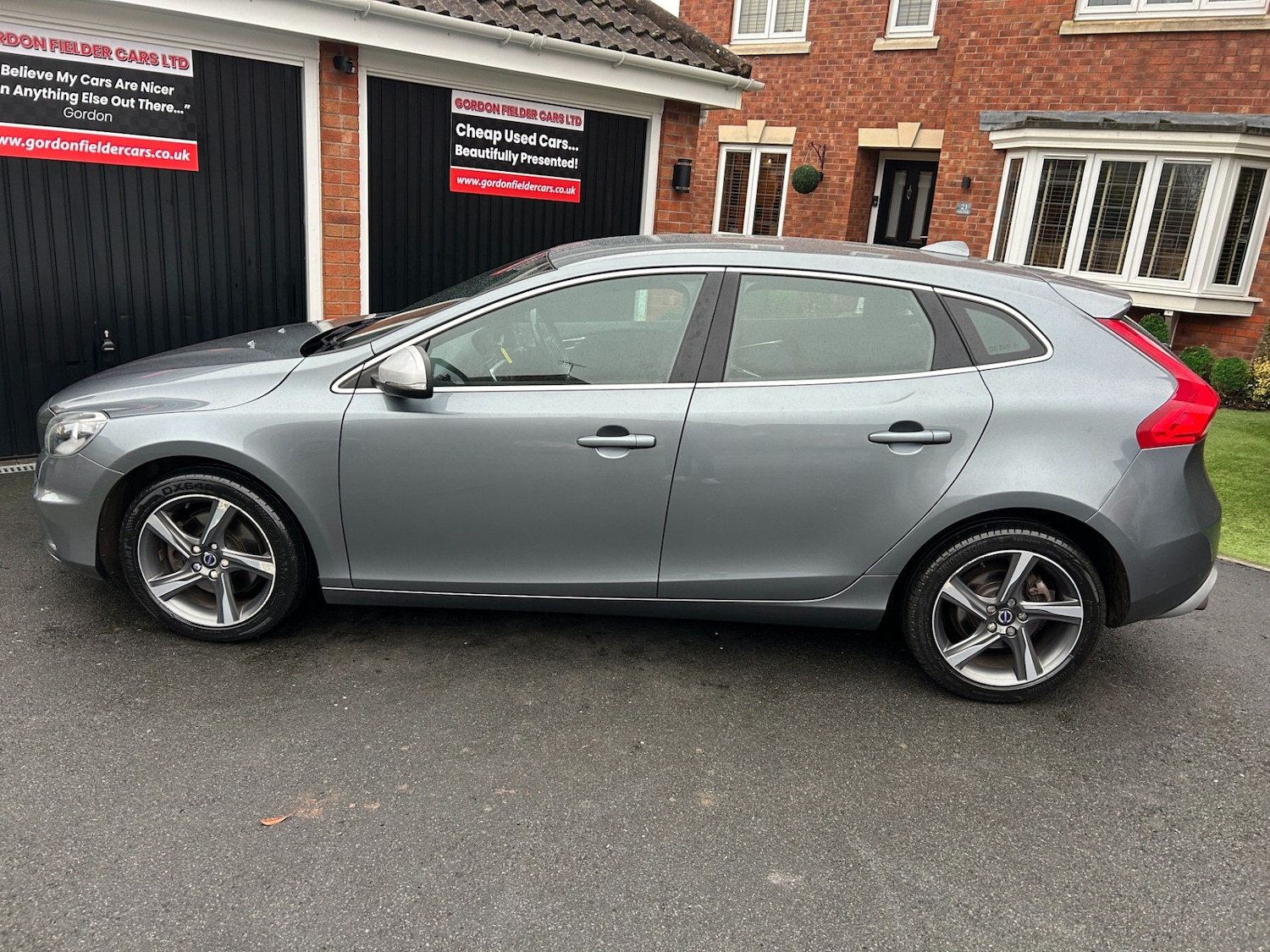 Used Volvo V40 2015 for sale - 77140571: Photo 15