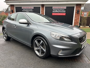 Volvo V40 feature image